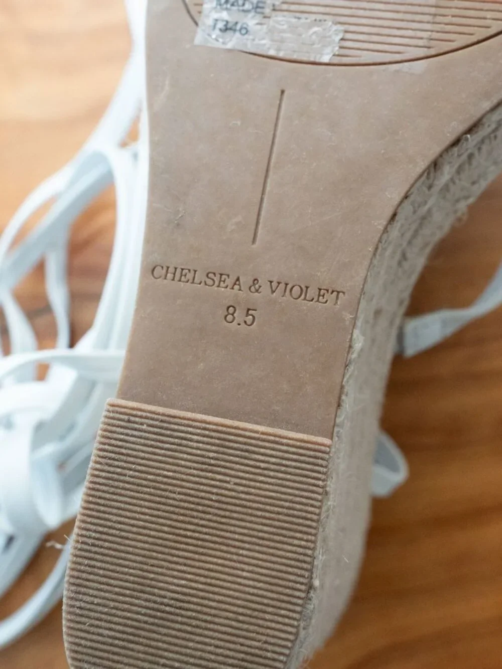 Chelsea & Violet Mariah Espadrille Wedges 8.5 White Lace Up Ankle Wrap Sandals